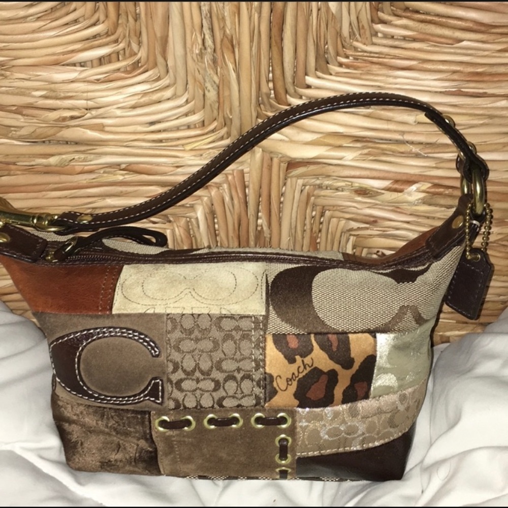 Coach Mini satchel hand bag very nice